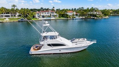 68' Hatteras 2005 Yacht For Sale